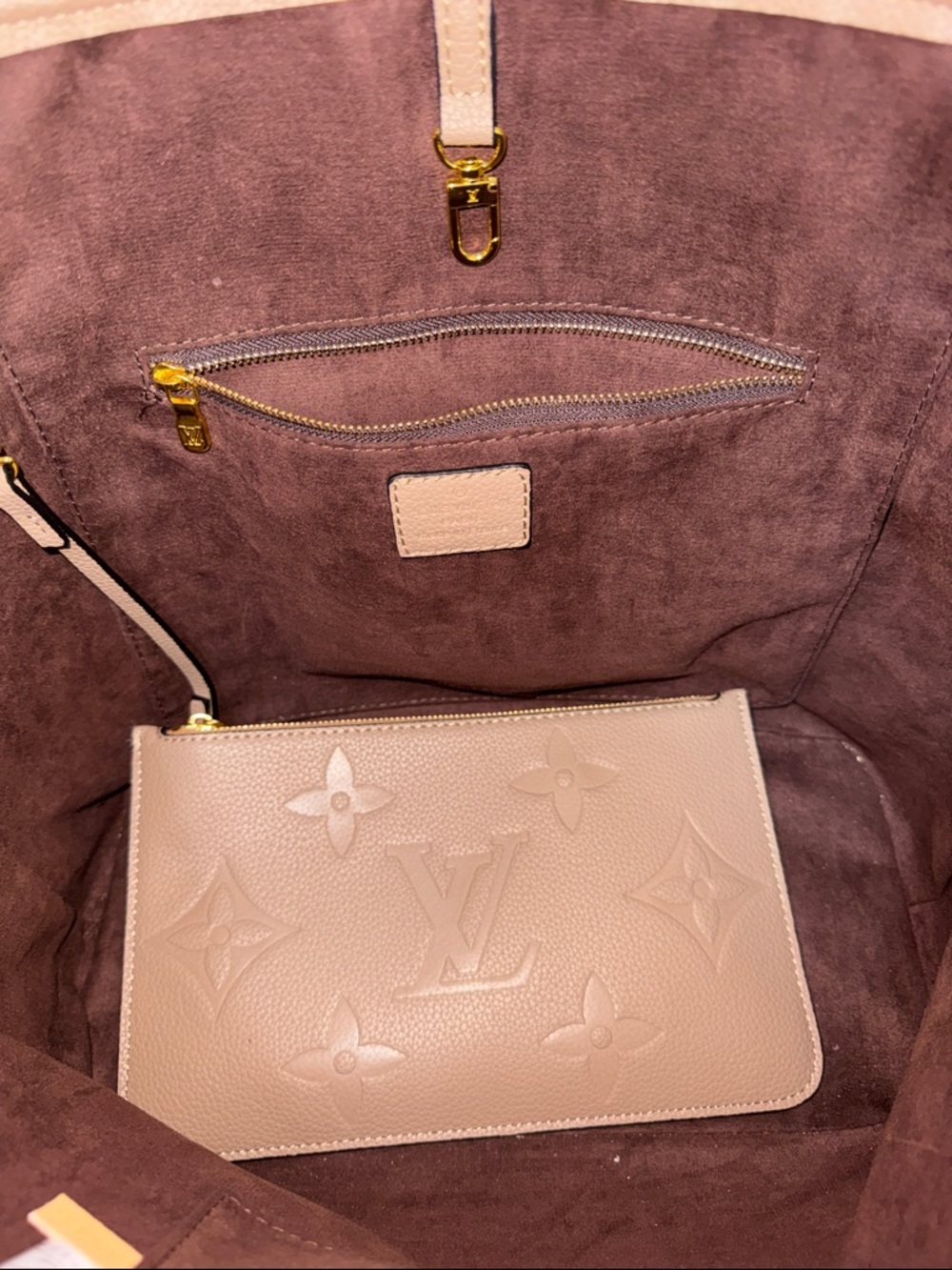 Louis Vuitton Neverfull - Picture 2 of 5